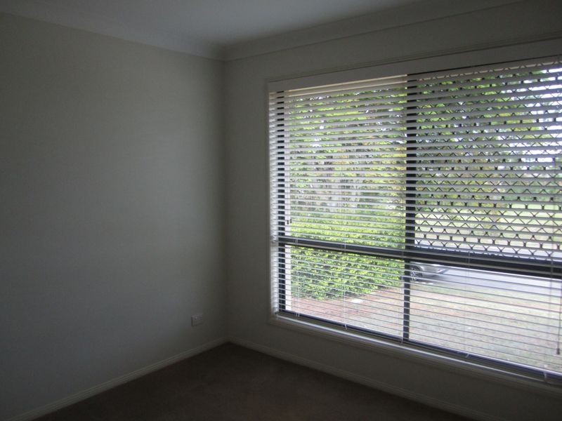 16 Ridley Road, Bridgeman Downs QLD 4035