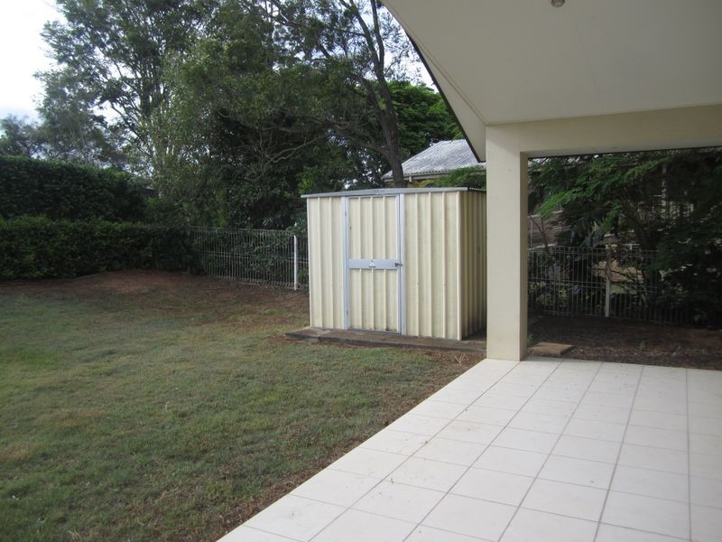 16 Ridley Road, Bridgeman Downs QLD 4035