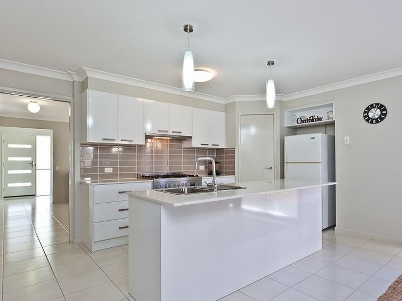 23 Troon Street, North Lakes QLD 4509