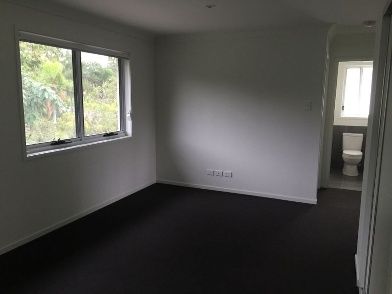 32 Grevillea Place, Bridgeman Downs QLD 4035