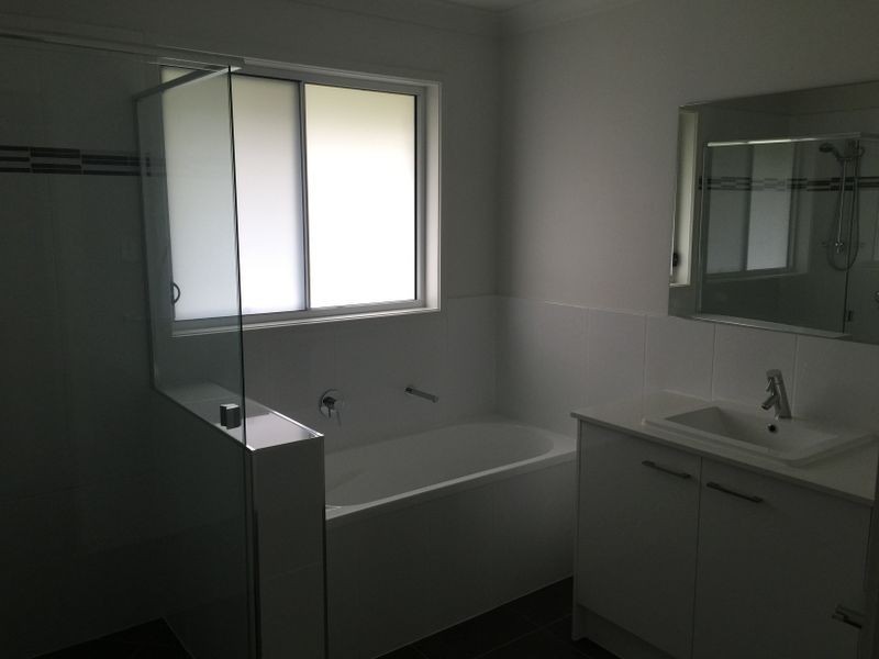 32 Grevillea Place, Bridgeman Downs QLD 4035