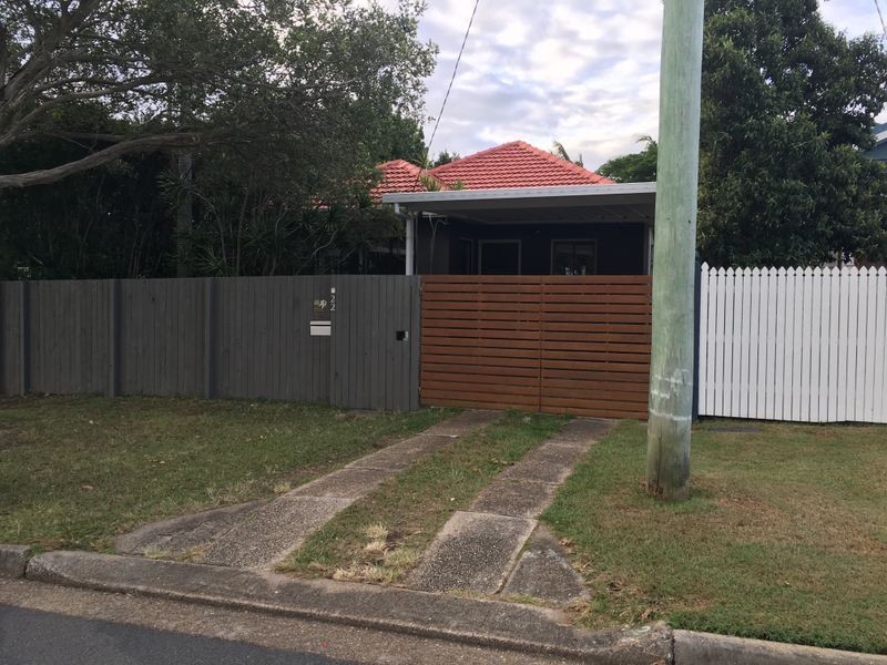 22 Bell St, Woody Point QLD 4019