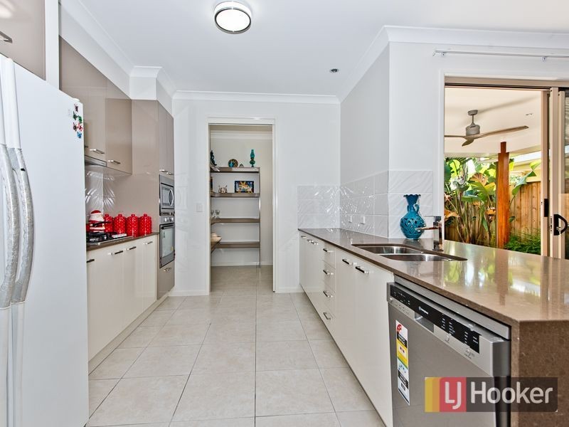 28 Flinders Circuit, Fitzgibbon QLD 4018