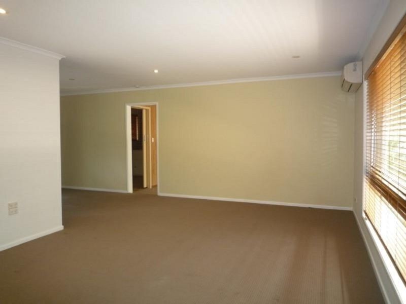 48 Lomatia Street, Everton Hills QLD 4053