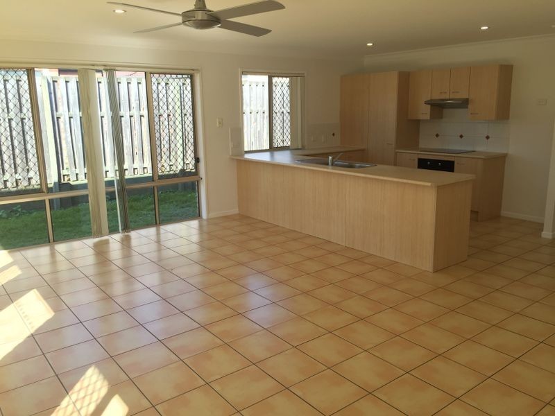 3 Village Way, Bracken Ridge QLD 4017