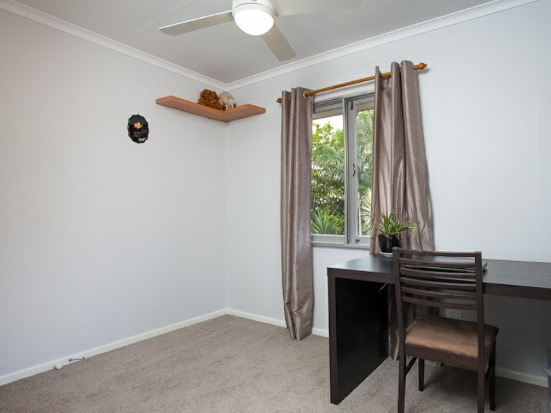 15 Levant Street, Albany Creek QLD 4035