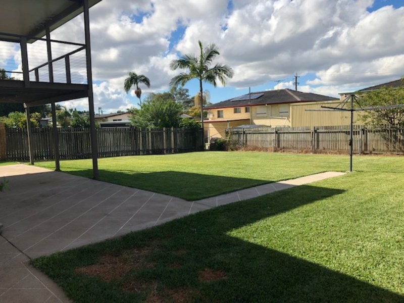 15 Levant Street, Albany Creek QLD 4035