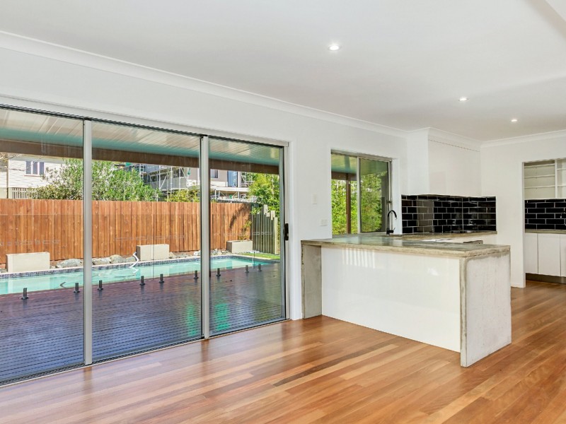 16 Montclair Street, Aspley QLD 4034