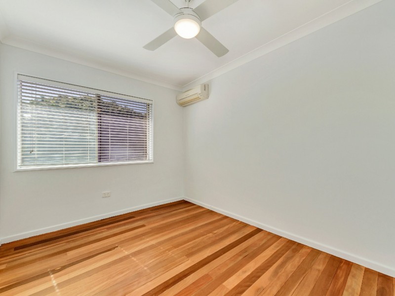 16 Montclair Street, Aspley QLD 4034