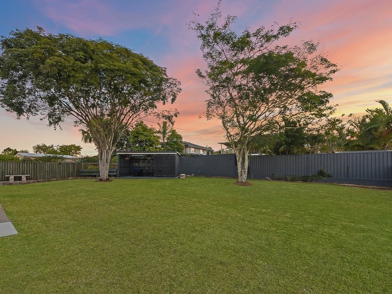 22 Fairlane Street, Chermside West QLD 4032