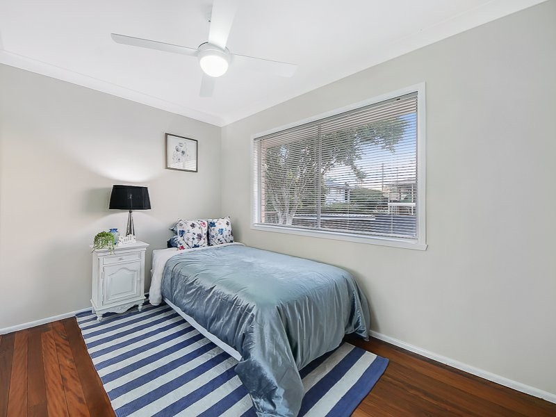 22 Fairlane Street, Chermside West QLD 4032