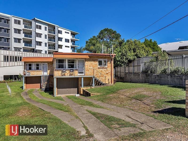 21 Bruce Street, Chermside QLD 4032