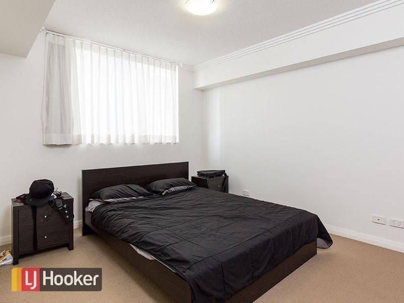 207/392 Hamilton Road, Chermside QLD 4032