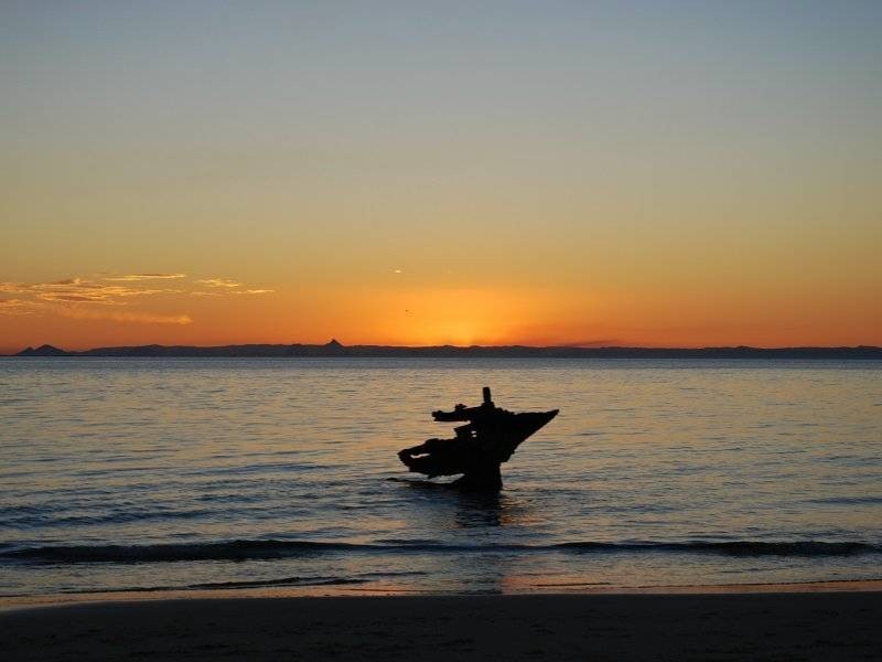 93 The Strand, Bulwer QLD 4025