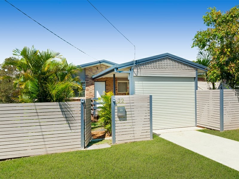 32 Burralong Street, Deagon QLD 4017