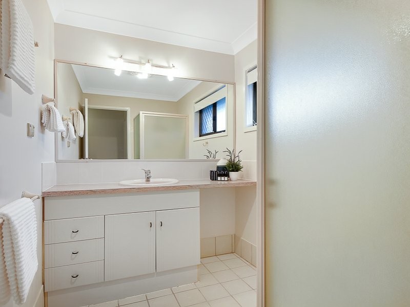 15 Belinda Street, Aspley QLD 4034