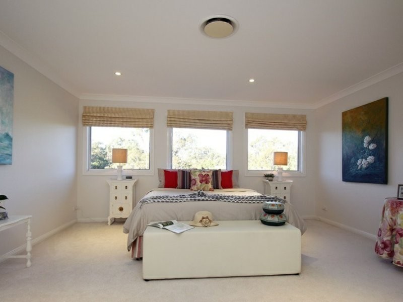 25 Neville Road, Bridgeman Downs QLD 4035