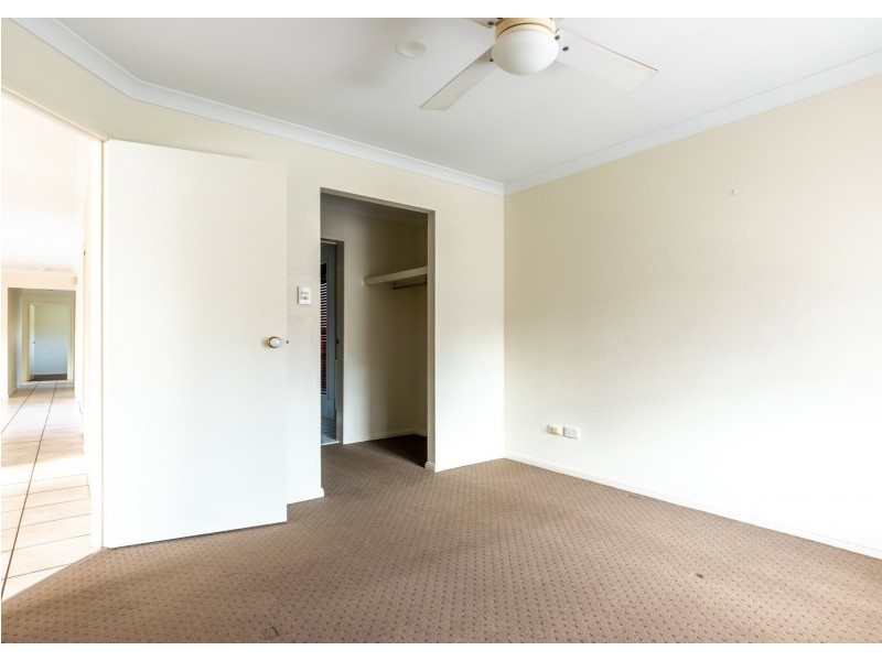 11 Chevrotain Place, Chermside West QLD 4032