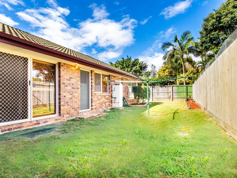 11 Chevrotain Place, Chermside West QLD 4032
