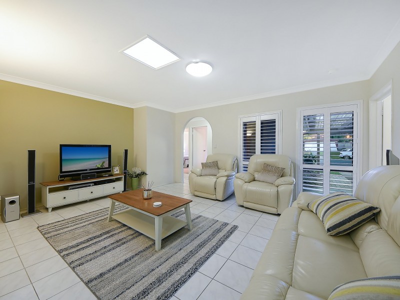 6 Amadeus Place, Aspley QLD 4034