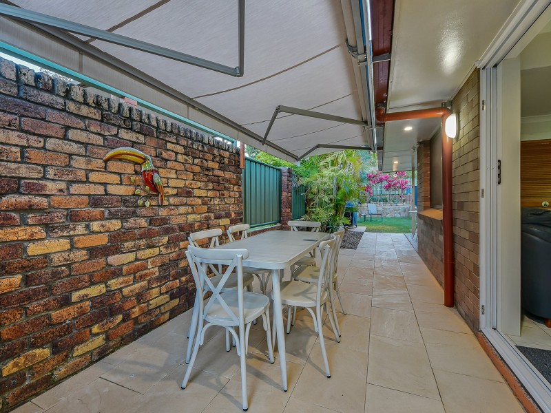 6 Amadeus Place, Aspley QLD 4034