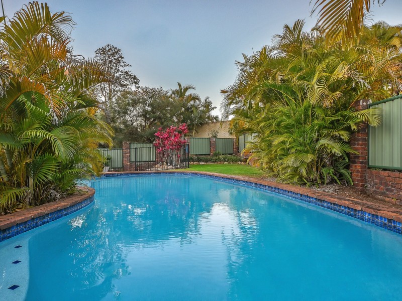 6 Amadeus Place, Aspley QLD 4034