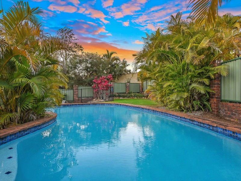 6 Amadeus Place, Aspley QLD 4034