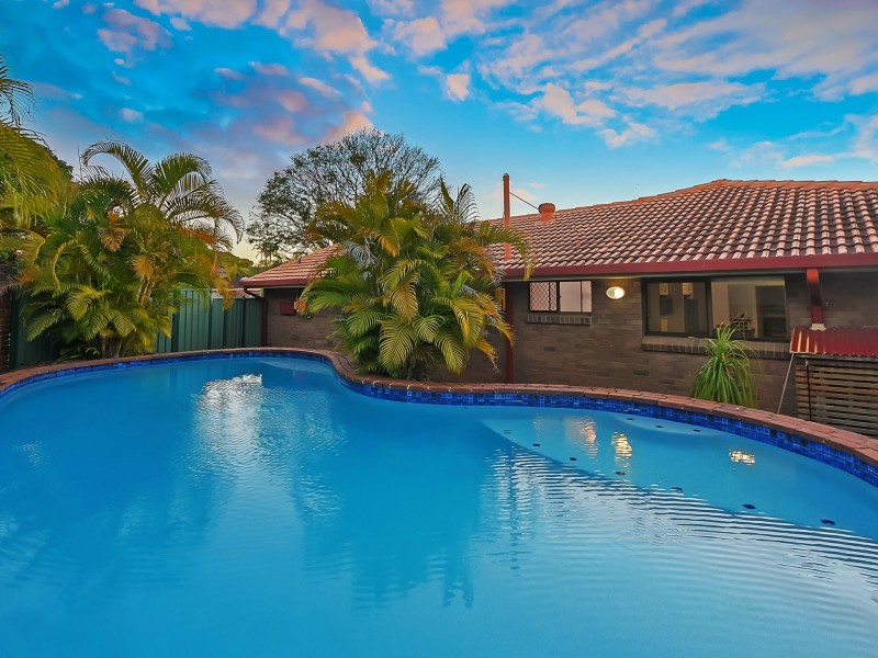 6 Amadeus Place, Aspley QLD 4034