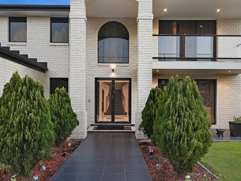 12 Crowcombe Place, Carseldine QLD 4034