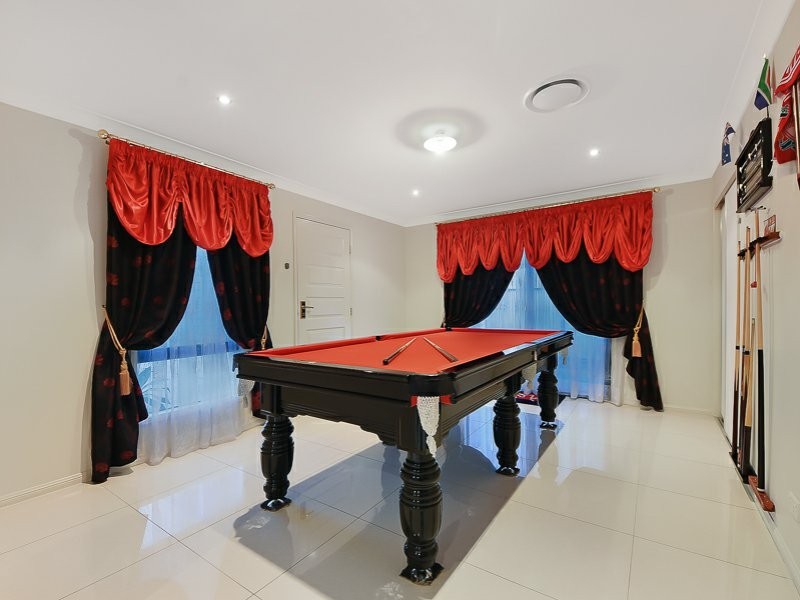 12 Crowcombe Place, Carseldine QLD 4034