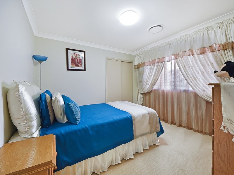 12 Crowcombe Place, Carseldine QLD 4034