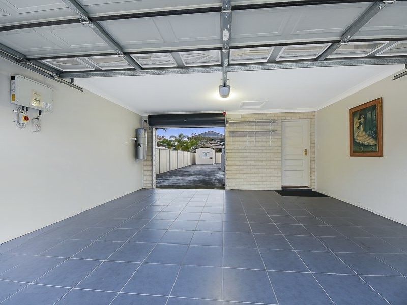 12 Crowcombe Place, Carseldine QLD 4034