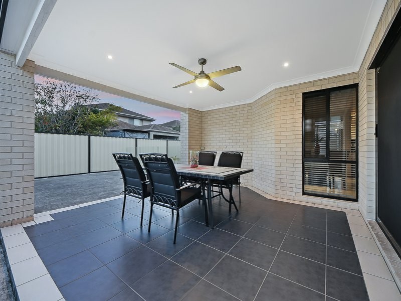 12 Crowcombe Place, Carseldine QLD 4034