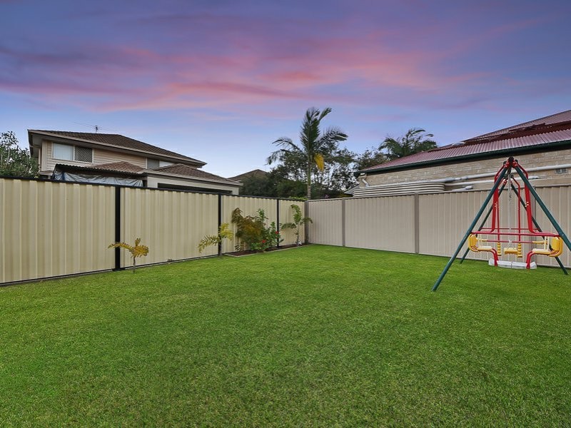 12 Crowcombe Place, Carseldine QLD 4034