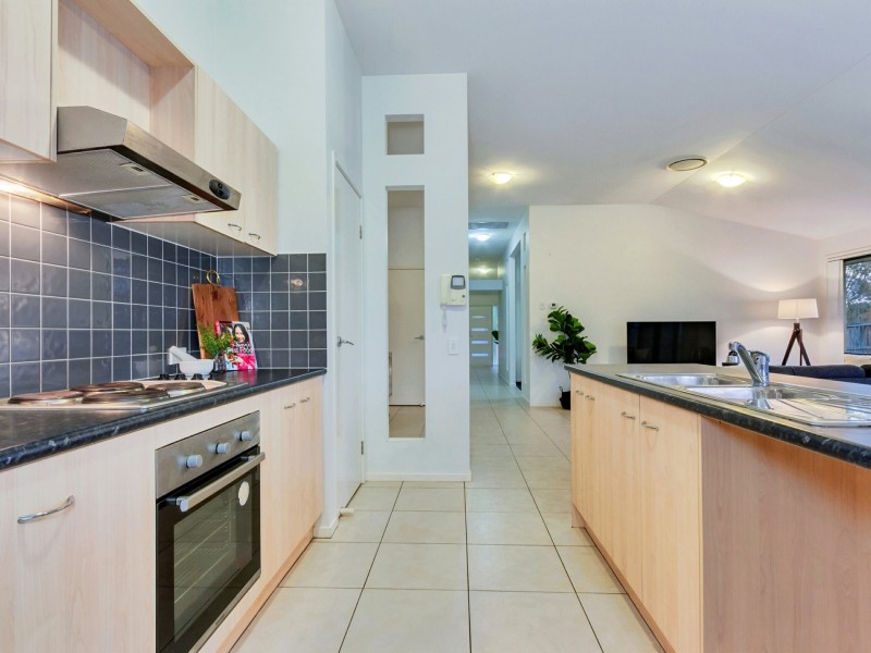 18 Strowe Place, Bracken Ridge QLD 4017