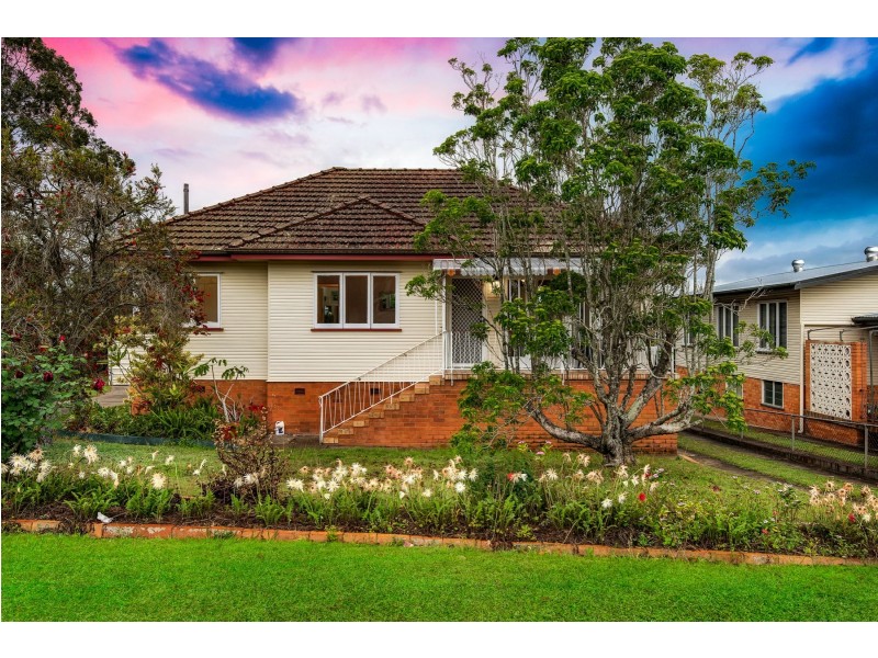 39 Basnett Street, Chermside West QLD 4032