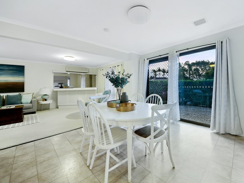 8 Stonycroft Street, Aspley QLD 4034