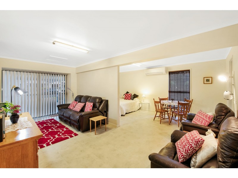 24 Flametree Street, Bridgeman Downs QLD 4035