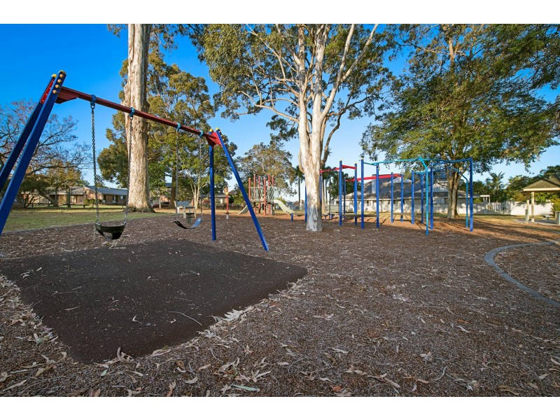 24 Flametree Street, Bridgeman Downs QLD 4035