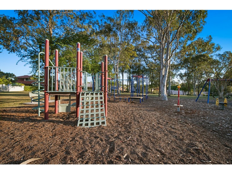 24 Flametree Street, Bridgeman Downs QLD 4035