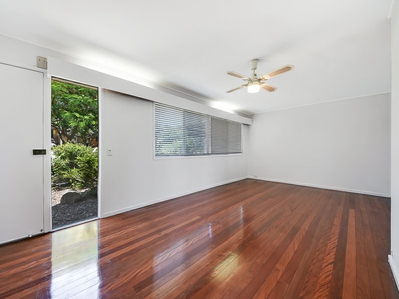 15 Arell Street, Aspley QLD 4034