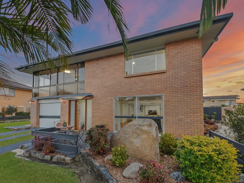 22 Fairlane Street, Chermside West QLD 4032
