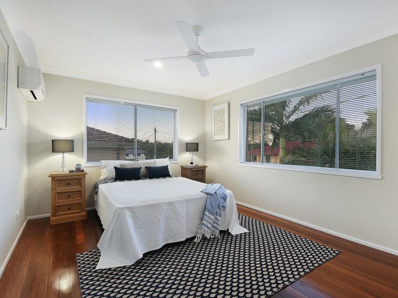 22 Fairlane Street, Chermside West QLD 4032