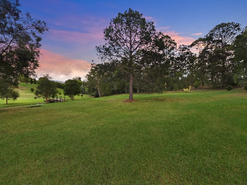 No.25 Neville Road, Bridgeman Downs QLD 4035