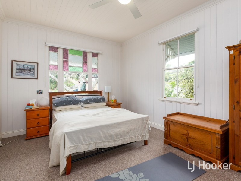 100 Hoskins Street, Sandgate QLD 4017