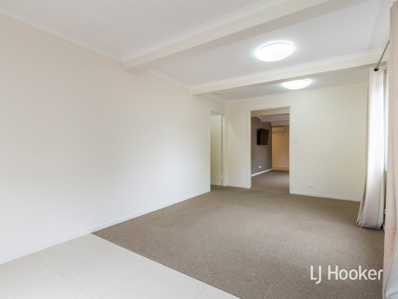 100 Hoskins Street, Sandgate QLD 4017