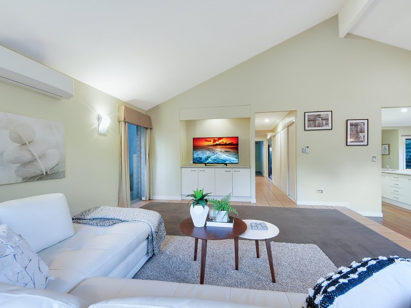 7 Castleroy Court, Albany Creek QLD 4035