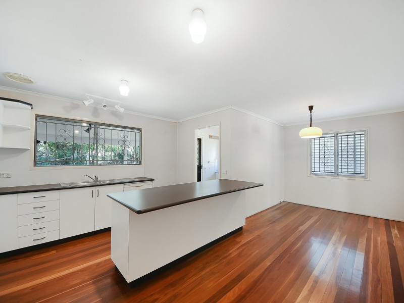 43 Cranbourne Street, Chermside West QLD 4032