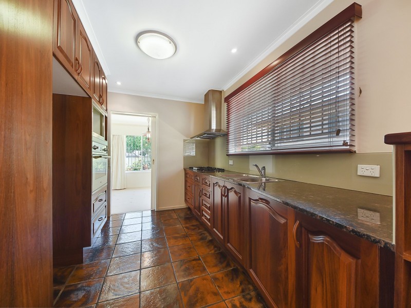 3 Basnett Street, Chermside West QLD 4032