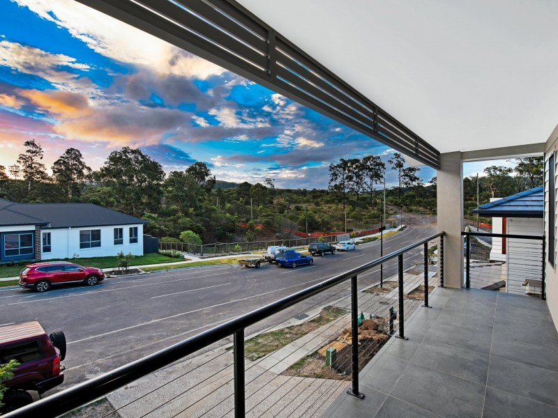 37 Brockman Drive, Upper Kedron QLD 4055